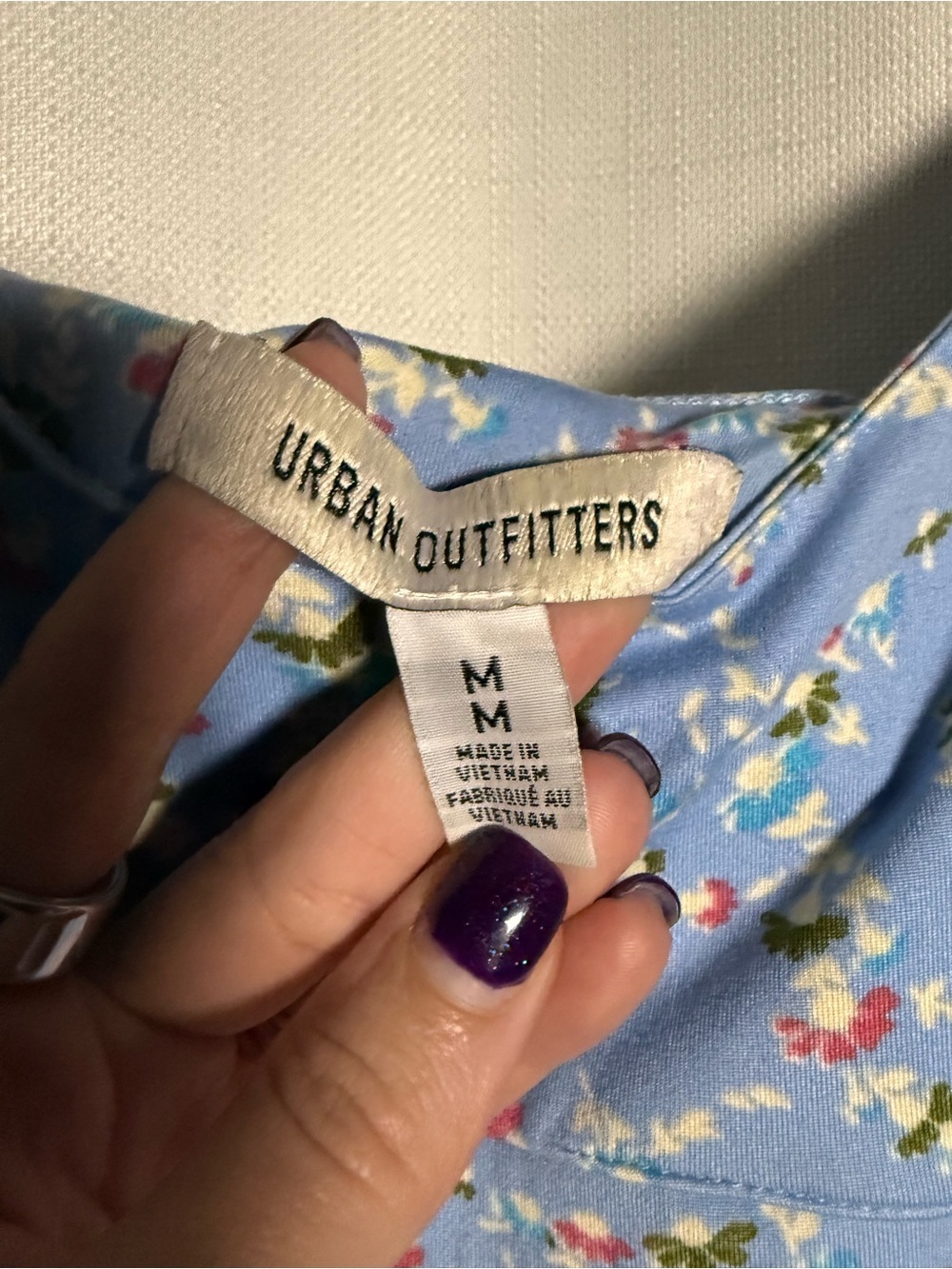 Urban Outfitters Raleigh Blue Floral Romper Size Medium - Picture 6 of 10